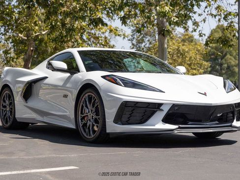 Used 2023 Chevrolet Corvette Stingray Premium Cpe w/ Z51 Performance Package image 20