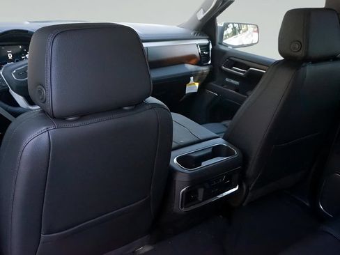 Used 2025 GMC Sierra 1500 Denali AWD/4WD image 22
