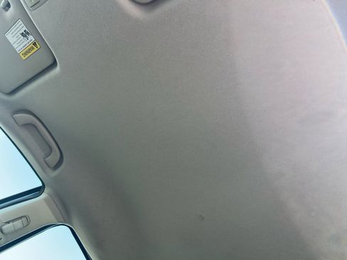 Used 2012 MAZDA MAZDA5 Sport FWD image 25
