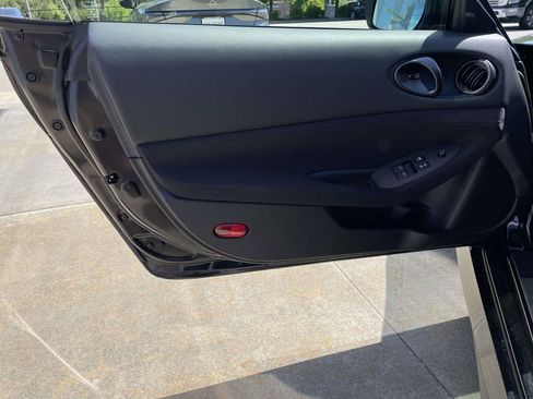 New 2026 Nissan Z Performance w/ Floor Mat Package RWD image 10
