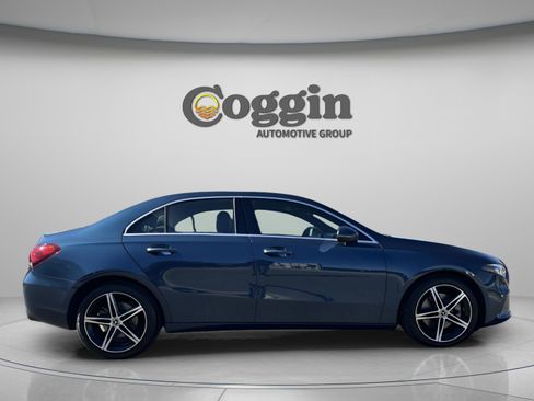 Used 2021 Mercedes-Benz A 220 w/ Premium Package image 6