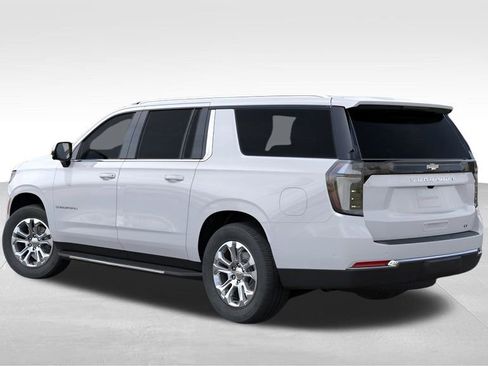 New 2026 Chevrolet Suburban LT w/ Comfort Package RWD image 3