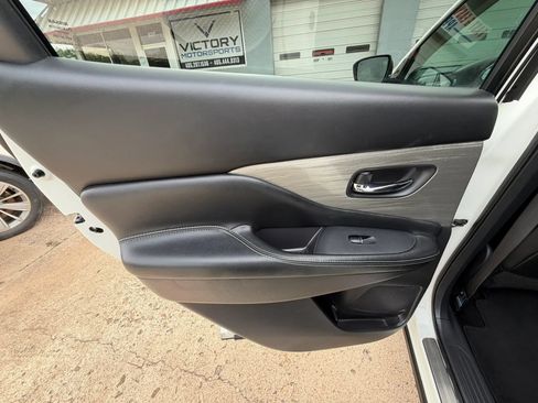 Used 2018 Nissan Murano SL w/ Midnight Edition Package FWD image 21