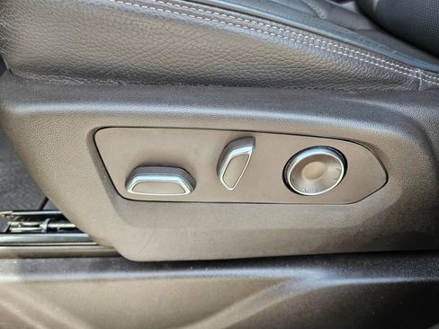 Used 2023 GMC Yukon Denali image 25