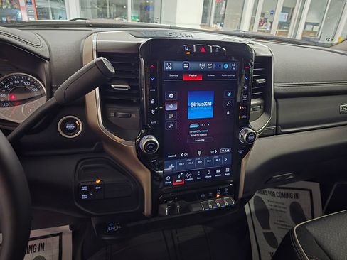 Used 2024 RAM 2500 Laramie w/ Safety Group AWD/4WD image 24