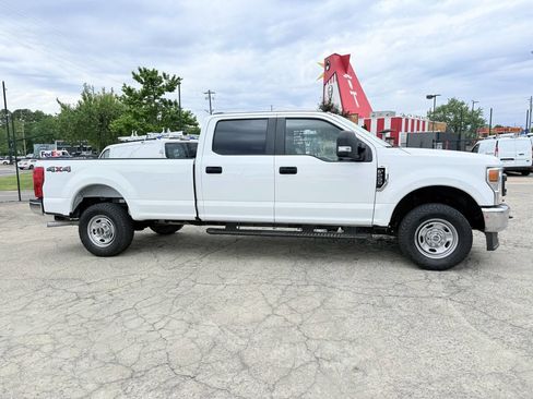 Used 2022 Ford F250 XL w/ Power Equipment Group AWD/4WD image 2