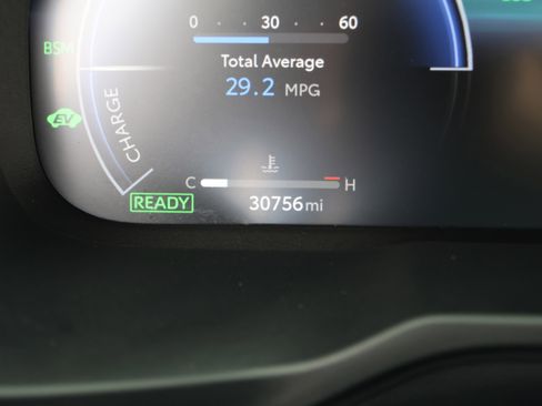 Used 2023 Toyota RAV4 Limited image 20