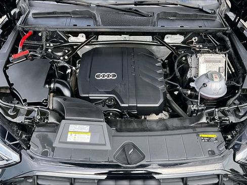 Used 2024 Audi Q5 2.0T Premium Plus AWD/4WD image 9