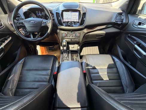 Used 2019 Ford Escape Titanium AWD/4WD image 12