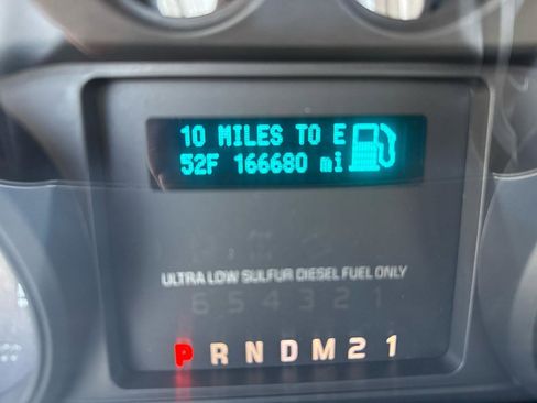 Used 2011 Ford F250 XLT w/ XTR Pkg image 16