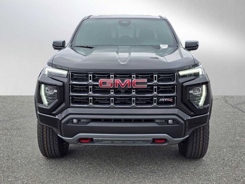 New 2026 GMC Canyon AT4 AWD/4WD image 8