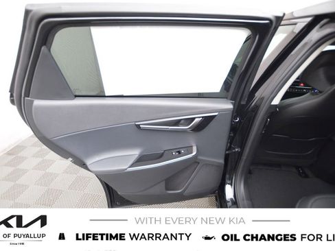 New 2025 Kia EV6 Wind image 11