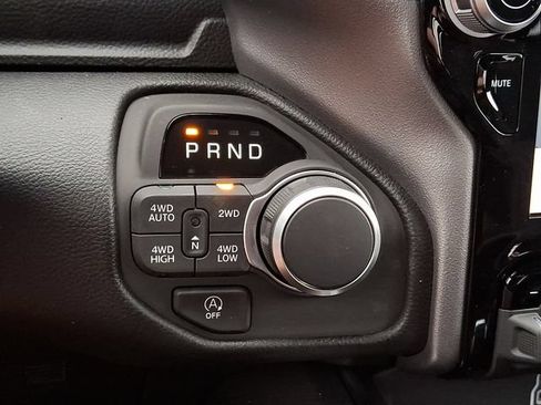 New 2026 RAM 1500 Big Horn AWD/4WD image 10
