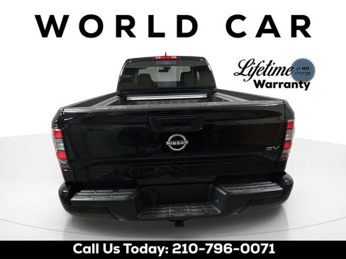 Used 2024 Nissan Frontier SV w/ SV Convenience Package image 14