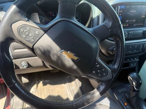 Used 2022 Chevrolet Colorado Z71 w/ Trail Boss Package image 12