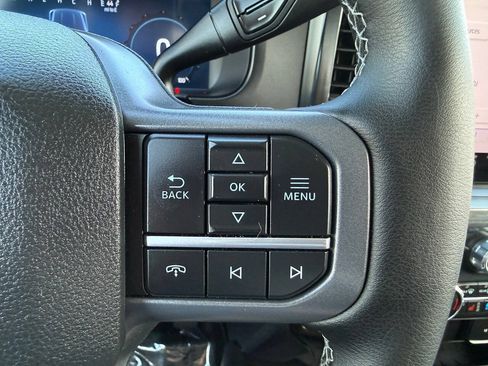 Used 2025 Ford F350 Lariat w/ FX4 Off-Road Package AWD/4WD image 39