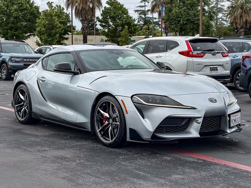 Used 2022 Toyota Supra Premium w/ Driver Assist Package RWD image 5