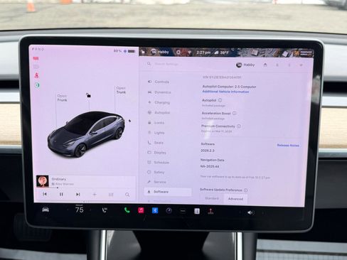 Used 2018 Tesla Model 3 Long Range image 21