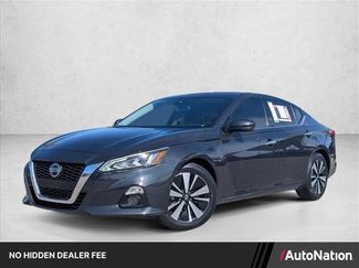 Used 2020 Nissan Altima 2.5 SL FWD video 1