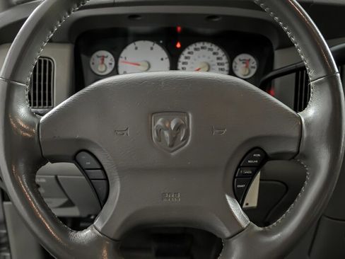 Used 2003 Dodge Ram 2500 Truck SLT image 23