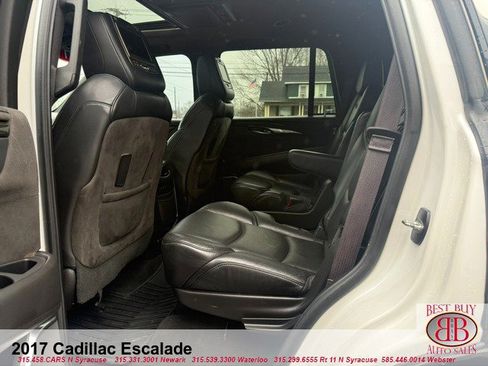 Used 2017 Cadillac Escalade Platinum AWD/4WD image 11