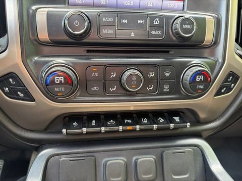 Used 2016 GMC Sierra 2500 Denali w/ Duramax Plus Package AWD/4WD image 23