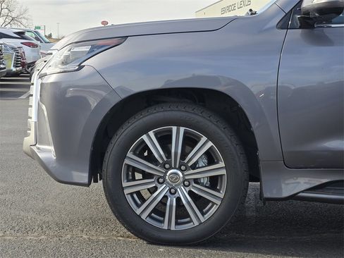 Used 2016 Lexus LX 570 570 image 8