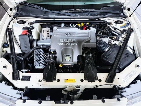 Used 2001 Buick Regal GS w/ Prestige Pkg image 5