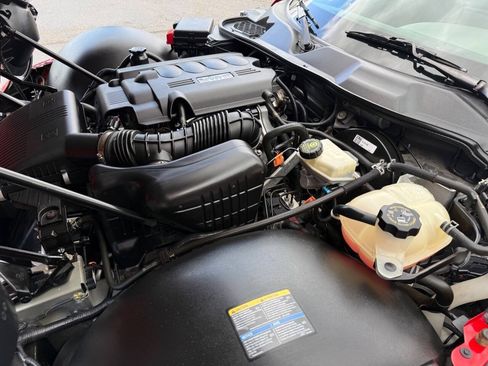Used 2006 Pontiac Solstice Convertible w/ Premium Package RWD image 15