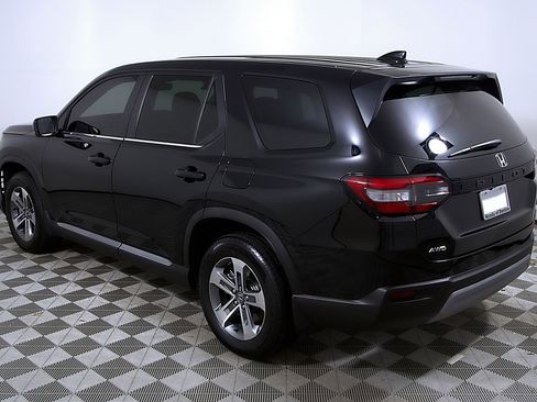Used 2023 Honda Pilot EX-L image 9