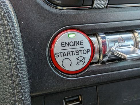 Used 2015 Ford Mustang Premium image 25