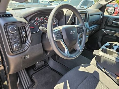 Used 2022 Chevrolet Silverado 1500 Custom Trail Boss w/ Midnight Edition AWD/4WD image 25