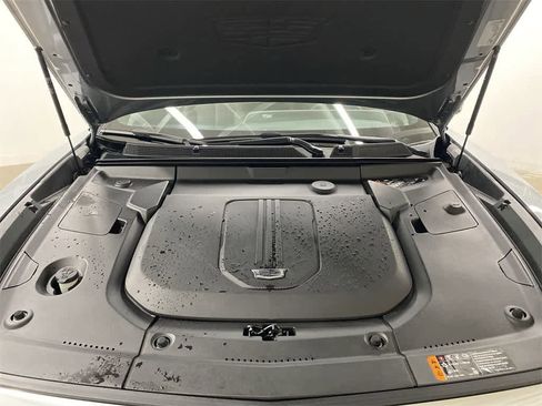 Certified 2024 Cadillac Lyriq Luxury w/ LPO, Floor Liner Package image 13