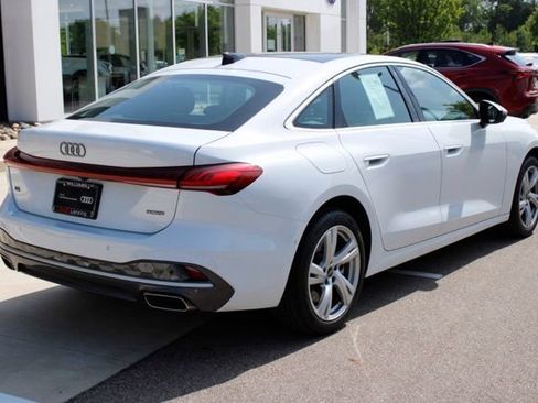 Used 2025 Audi A5 2.0T Premium Plus w/ Premium Plus AWD/4WD image 3