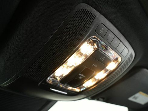 Used 2021 Mercedes-Benz GLS 450 4MATIC image 42