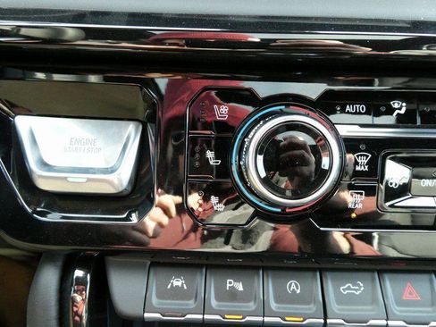 New 2026 GMC Sierra 1500 AT4X image 29