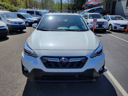 Used 2023 Subaru Crosstrek 2.5i Limited w/ Moonroof Package AWD/4WD image 2
