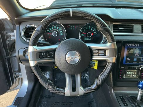 Used 2014 Ford Mustang Coupe RWD image 22