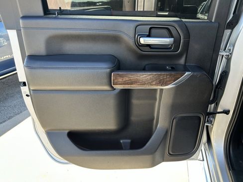 Used 2020 GMC Sierra 3500 Denali w/ Denali Ultimate Package image 14