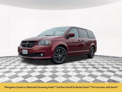 Used 2018 Dodge Grand Caravan SXT w/ Blacktop Package image 2
