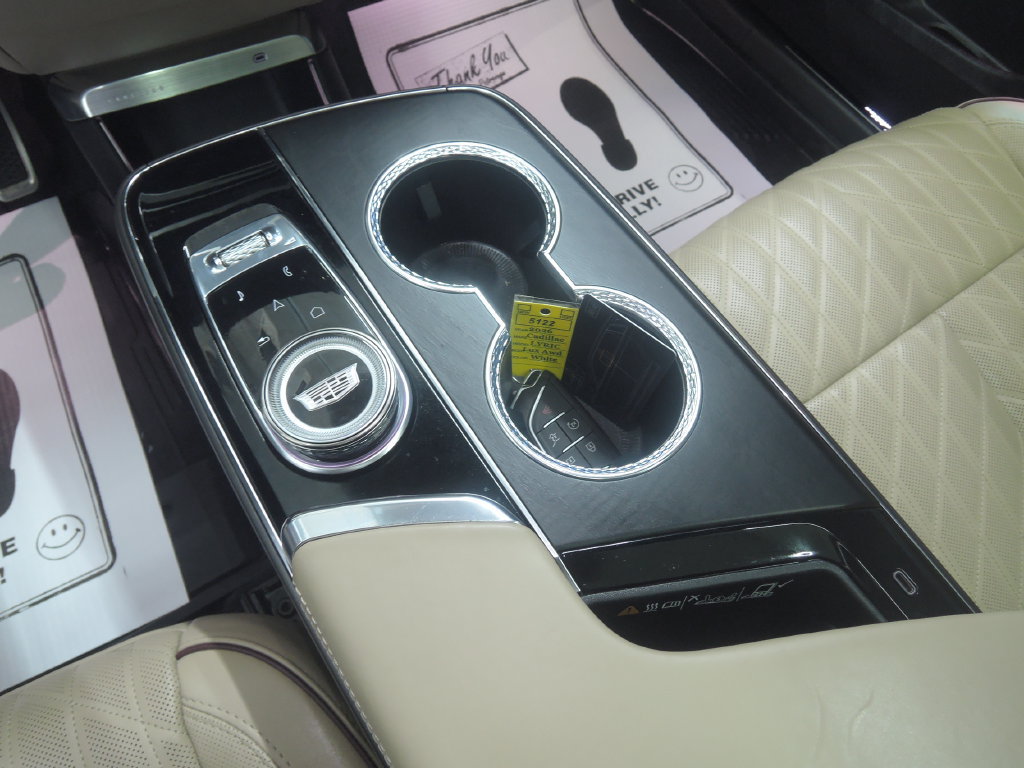 Used 2026 Cadillac Lyriq Signature Luxury w/ Nappa Leather Package AWD/4WD image 24