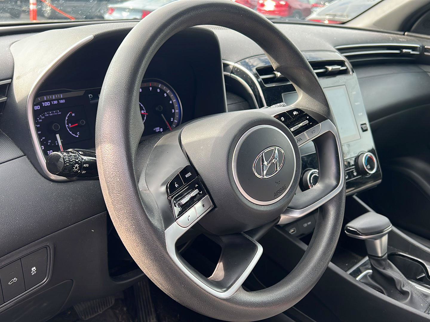 Used 2023 Hyundai Santa Cruz SE AWD/4WD image 10