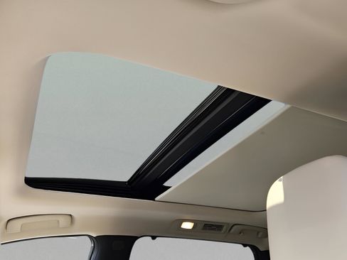 Used 2023 INFINITI QX60 Luxe w/ Cargo Package image 31