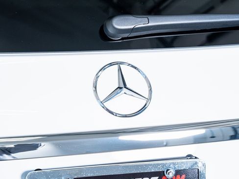 Used 2024 Mercedes-Benz Maybach GLS 600 4MATIC image 27