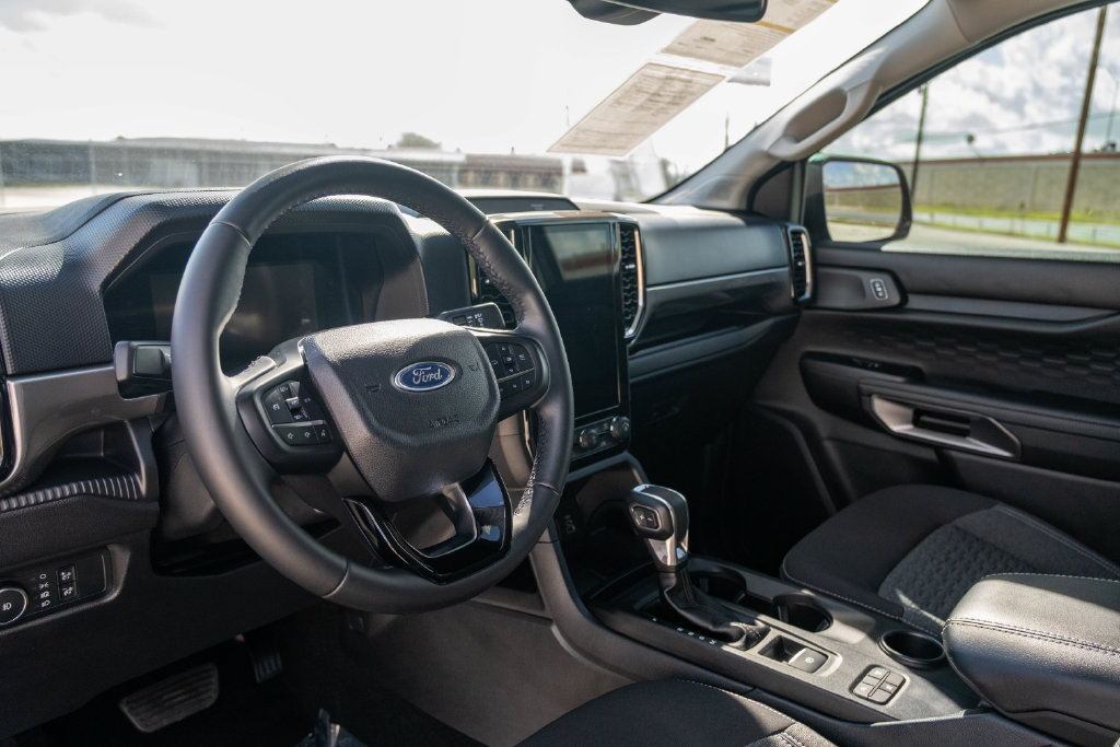 Certified 2025 Ford Ranger XLT RWD image 14