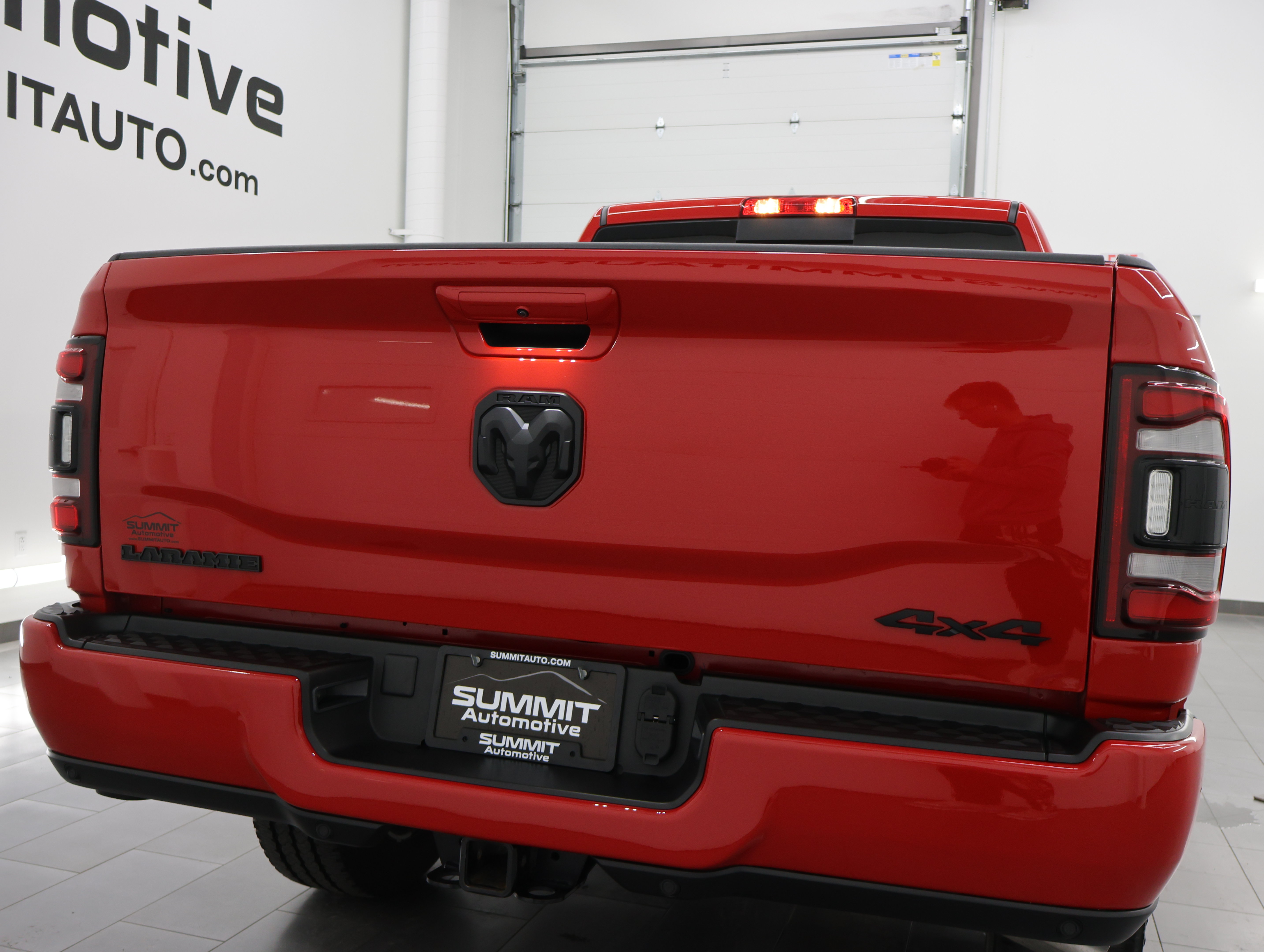 Used 2024 RAM 2500 Laramie w/ Night Edition AWD/4WD image 28