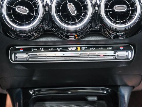 Certified 2023 Mercedes-Benz GLB 250 image 16