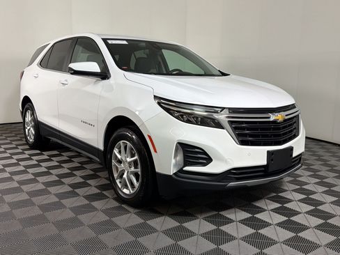 Used 2024 Chevrolet Equinox LT AWD/4WD image 17