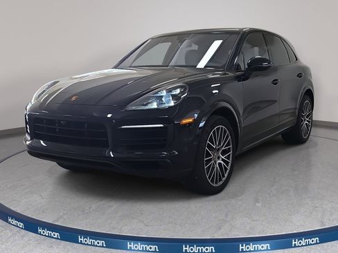 Used 2023 Porsche Cayenne S image 1