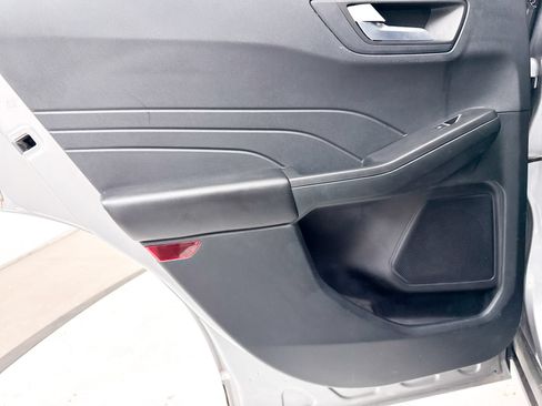 Used 2021 Ford Escape SE FWD image 24